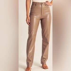 Abercrombie & Fitch “Vegan Leather 90s Ultra High Rise Straight Pant” Tan, 29L